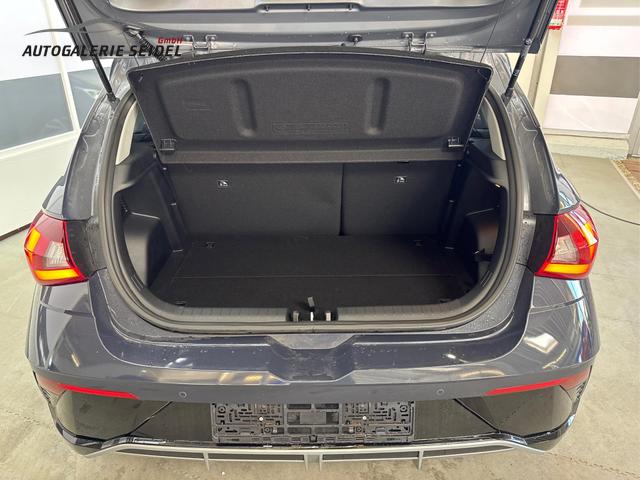 Beispielbilder, ggf. teilweise mit Sonderausstattung