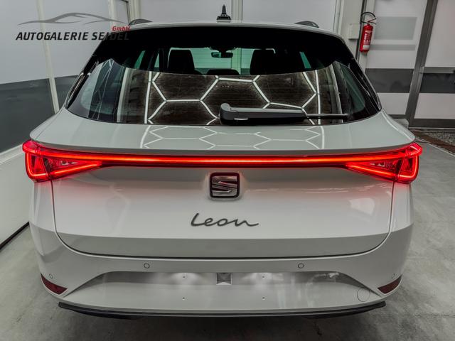 Seat Leon Sportstourer Style 1.5 TSI 150PS PANO SHZ ACC 