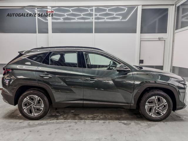 Hyundai TUCSON STYLE AUT KLIMAAUTOMATIK TOTWINKEL NAVI SHZ RFK PDC 