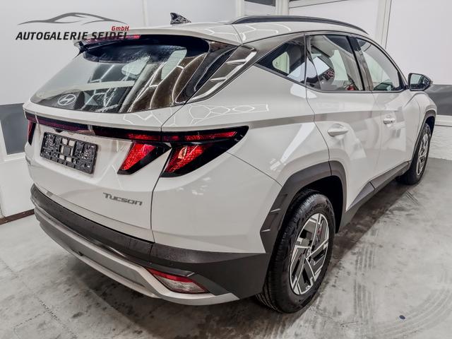 Hyundai TUCSON STYLE AUT KLIMAAUTOMATIK TOTWINKEL NAVI SHZ RFK PDC 