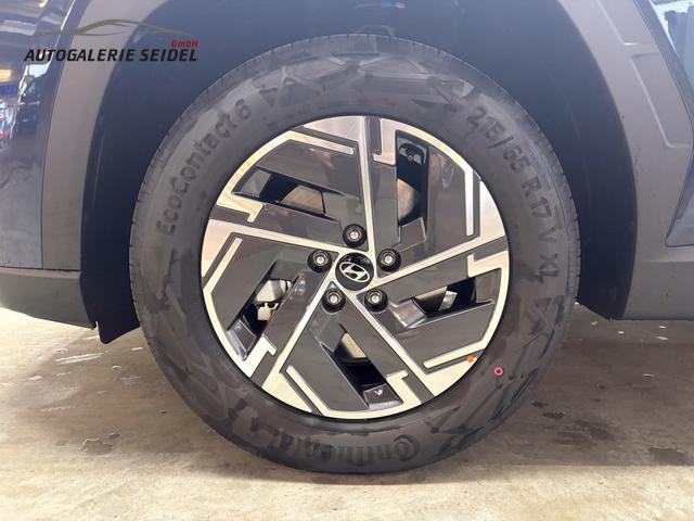 Hyundai TUCSON STYLE KLIMAAUTOMATIK TOTWINKEL NAVI SHZ RFK PDC 