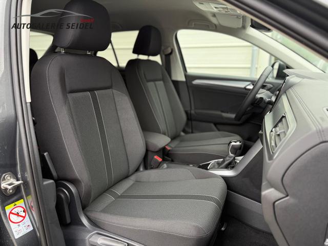 Volkswagen T-Roc Life 1.5 TSI DSG AHK*Android Auto*R2D*SHZ*Keyless*Kamera*17"*ParkAsst*2Z Klimaauto 