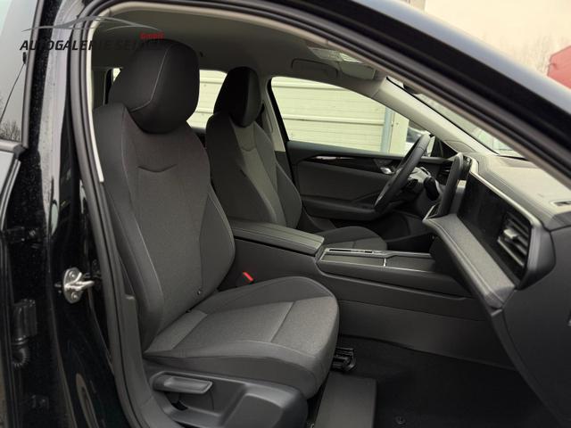 Volkswagen Passat Variant City 1.5 eTSI DSG AHK*Android Auto*SHZ*Kamera*5J Garant*SideAsst*2Z Klimaauto* 