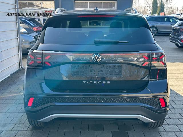 Volkswagen T-Cross R-Line 1.5 TSI DSG AHK*Android Auto*SHZ*Matrix-LED*Kamera*Keyless*18" 