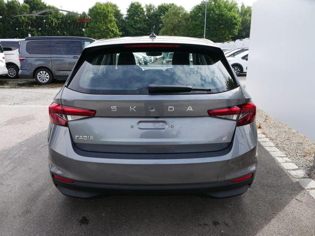 Skoda Fabia 130 Jahre Selection Plus 1,0 TSI DSG*SMARTLINK*PDC*KAMERA*LED*SHZ* 15 ZOLL 