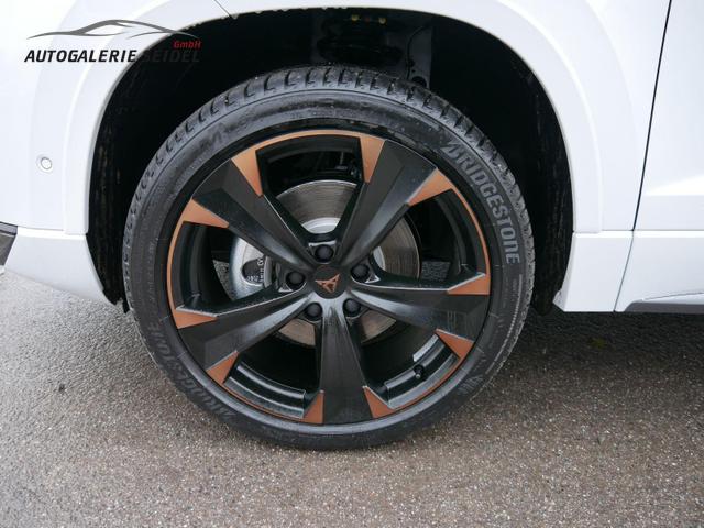 Cupra Ateca 2,0 TSI DSG 4x4*AHK-SCHWENKBAR*NAVI*PDC*KAMERA*ACC*SHZ*LED*TEMPOMAT*19-ZOLL 