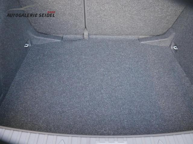 Skoda Scala Selection 1.0 TSI DSG*NAVI-ÜBER-SMARTLINK*PDC-HI*LED*TEMPOMAT*SHZ*DAB*KLIMA 