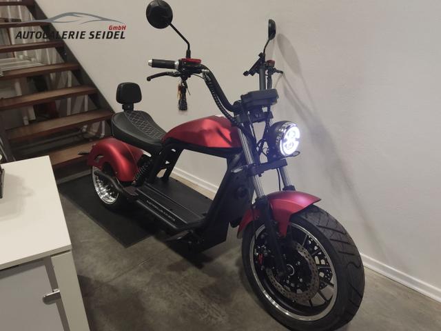 Futura / Chopper E-Roller / Rot / / / 