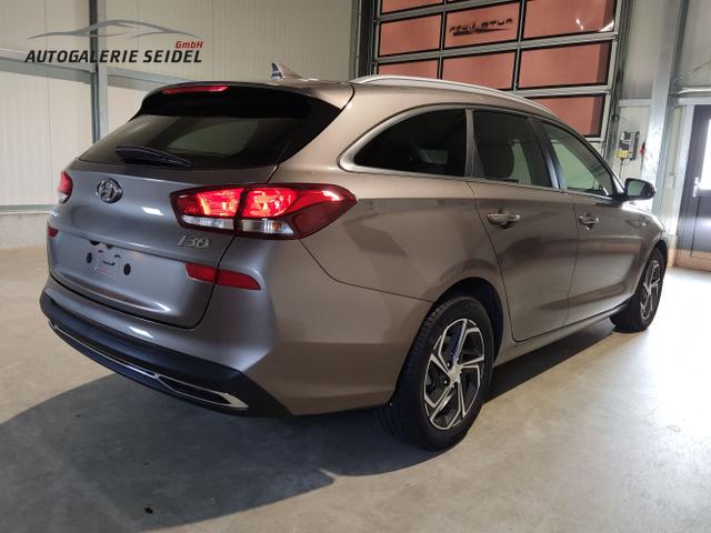 Hyundai / i30 Kombi / Bronze / / / , Beispielbilder, ggf. teilweise mit Sonderausstattung