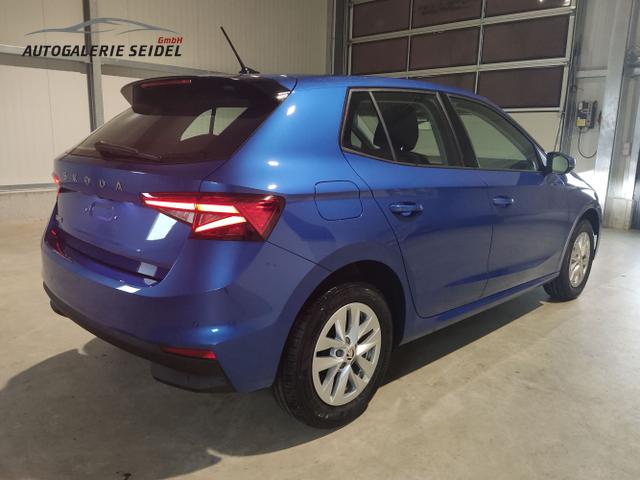 Skoda / Fabia / Blau / / / , Beispielbilder, ggf. teilweise mit Sonderausstattung