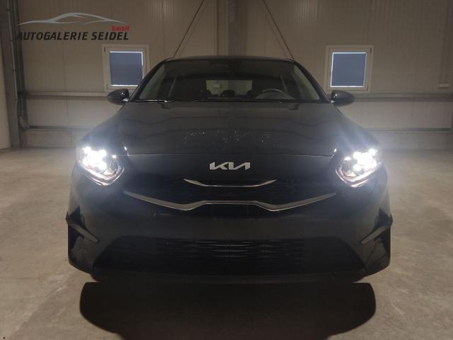 Kia / Ceed Sportswagon / Grau / / / , Beispielbilder, ggf. teilweise mit Sonderausstattung