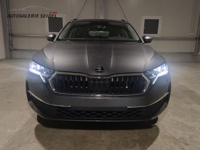 Skoda / Octavia Combi / Grau / / / , Beispielbilder, ggf. teilweise mit Sonderausstattung