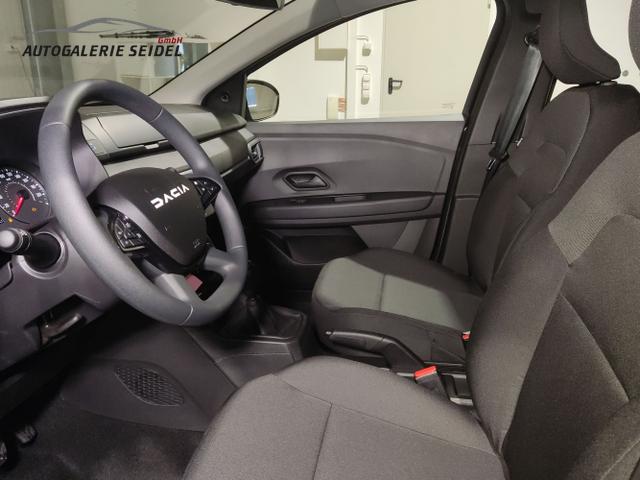 Dacia / Sandero / Schwarz / / / , Beispielbilder, ggf. teilweise mit Sonderausstattung