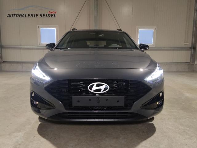 Hyundai / i30 Kombi / Grau / / / , Beispielbilder, ggf. teilweise mit Sonderausstattung