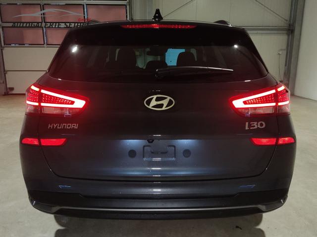 Hyundai / i30 Kombi / Grau / / / , Beispielbilder, ggf. teilweise mit Sonderausstattung