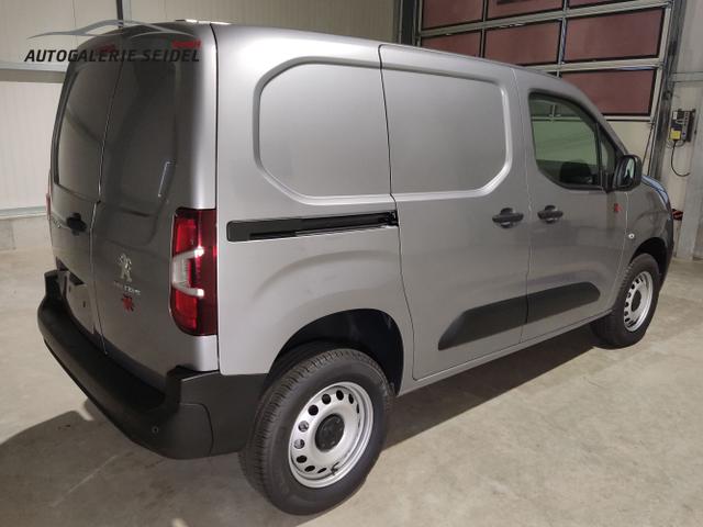 Peugeot / Partner / Grau / / / , Beispielbilder, ggf. teilweise mit Sonderausstattung