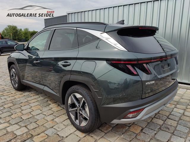 Hyundai / TUCSON / Grün / / / , Beispielbilder, ggf. teilweise mit Sonderausstattung