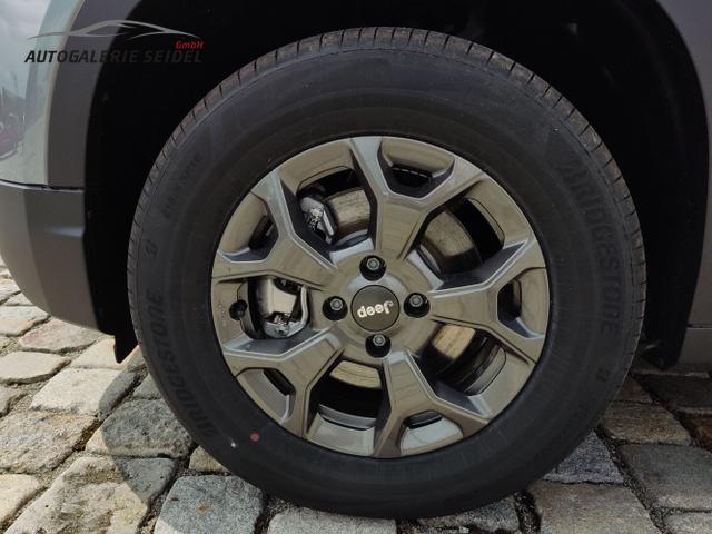 Jeep / Avenger / Grau / / / , Beispielbilder, ggf. teilweise mit Sonderausstattung