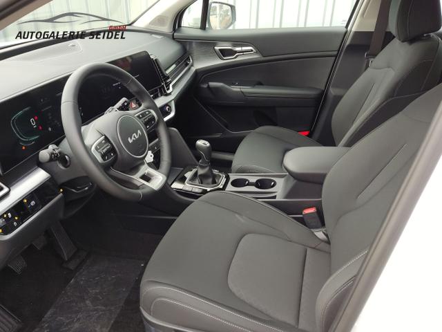 Kia / Sportage / Weiß / / / , Beispielbilder, ggf. teilweise mit Sonderausstattung