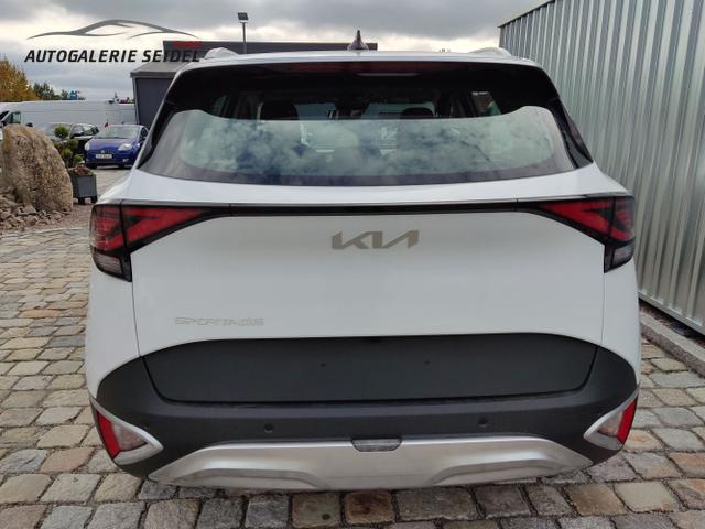 Kia / Sportage / Weiß / / / , Beispielbilder, ggf. teilweise mit Sonderausstattung