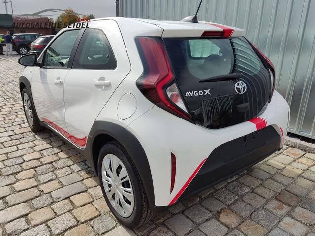 Toyota / Aygo X / Weiß / / / 