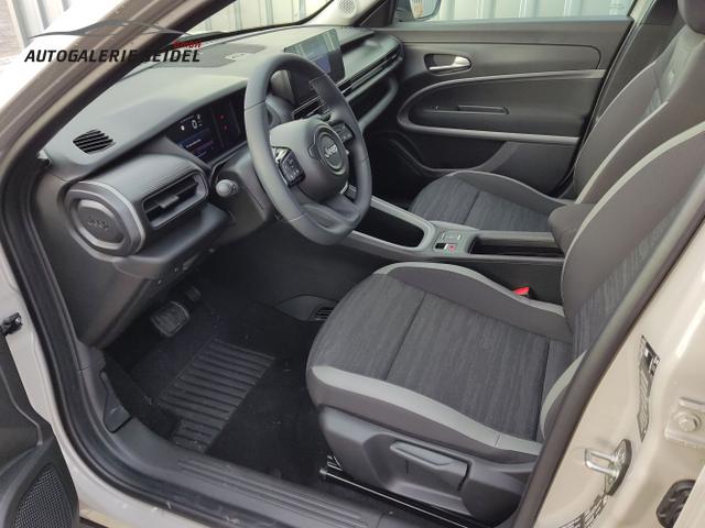 Jeep / Avenger / Beige / / / , Beispielbilder, ggf. teilweise mit Sonderausstattung