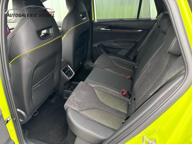 Skoda / Elroq / Gelb / / / 