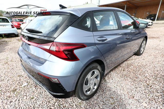 Hyundai i20 Select MY26 Nav Kam PDC Klima Temp CarPlay 