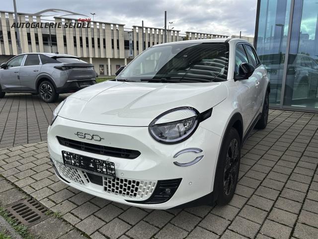 Fiat 600 La Prima MHEV 110 DCT eHK ACC SHZ Keyl Massa 