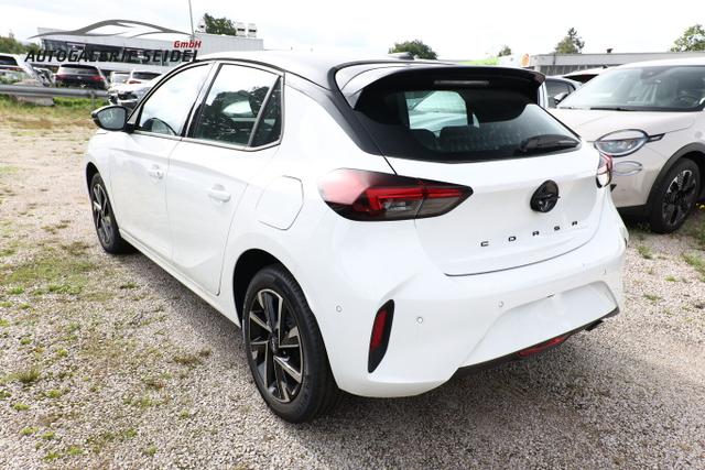 Opel Corsa GS 1.2 100 AT8 TechP Kam PDC 10"-DAB LM16 