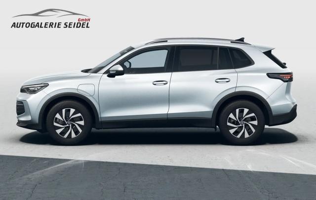 Volkswagen Tiguan eHybrid 204 LED+ eHK ParkA ACC SHZ 5J.Gar 