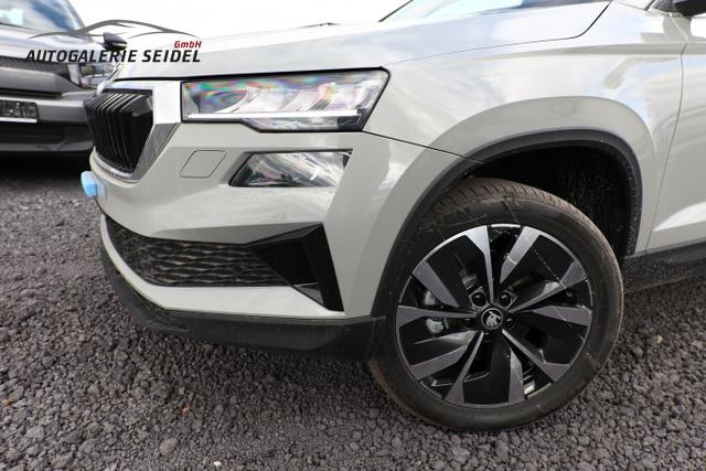 Skoda Karoq Selection TSI 150 DSG Pano AHK NavC SideA Leder ACC 