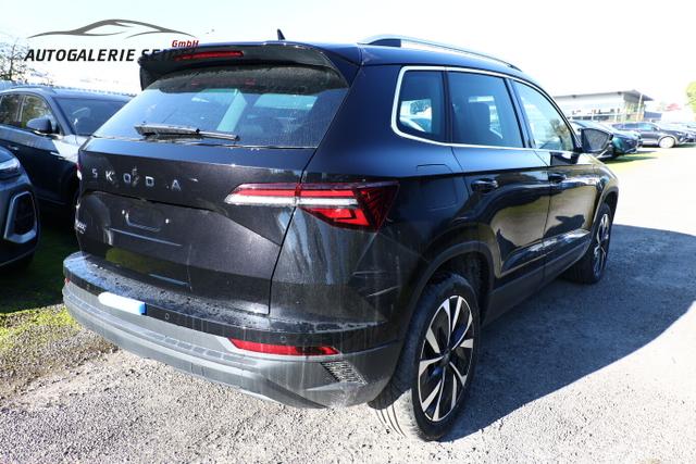 Skoda Karoq Selection TSI 150 DSG Pano AHK NavC SideA Leder ACC 