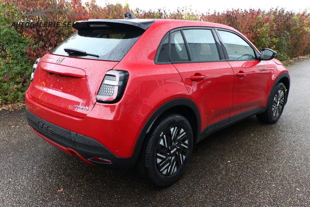 Fiat 600 Basis MHEV 110 DCT Nav SHZ KeyL LED Kam PDC CarP 