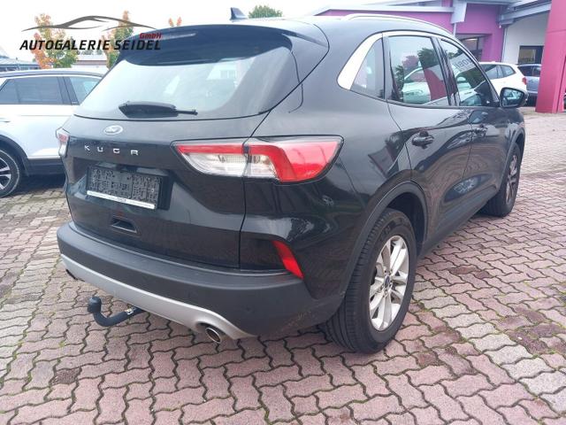 Ford Kuga Titanium 1.5 EcoBoost 150 LED AHK Nav 17Z 