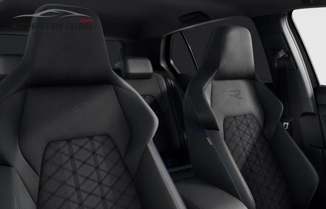 Volkswagen Golf 8 1.5 eTSI 150 DSG R-Line Pano Nav 5J.Gar 