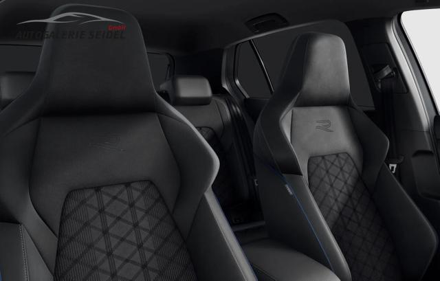 Volkswagen Golf 8 1.5 eTSI 150 DSG R-Line Matrix AHK 5J.Gar 