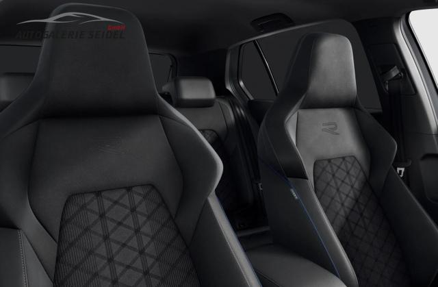 Volkswagen Golf 8 1.5 eTSI 150 DSG R-Line Pano Nav 5J.Gar 