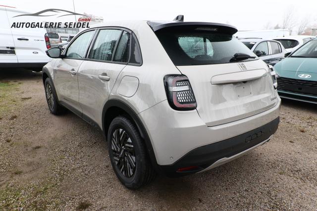 Fiat 600 MHEV 145 DCT LED Nav ACC Kam Keyl Klimaaut 