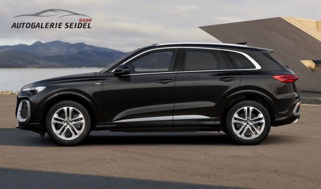 Audi Q5 S line TDI 204 neues Modell Tech Pano PrivG 