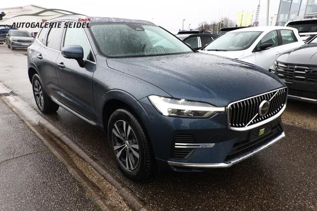 Volvo XC60 Core T6 LED Pano ACC TotW Kam Keyl StandH 