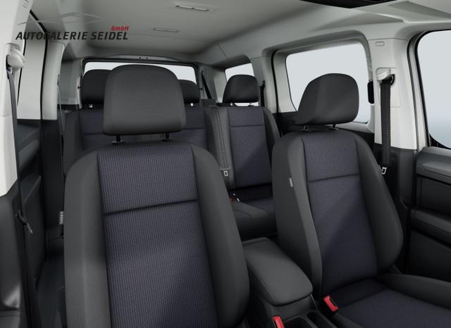 Volkswagen Caddy Maxi 7S ACC AC(2Zone) Kam AppCo 2xPDC MFL 