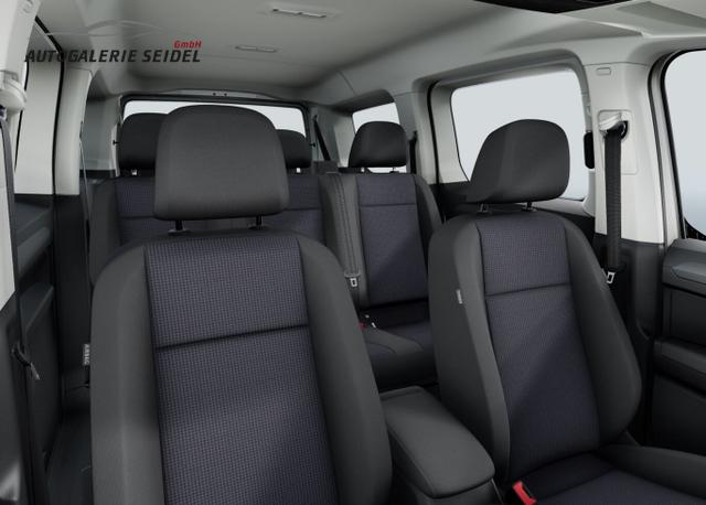 Volkswagen Caddy Maxi 7S AC(2Zone) ACC Kam AppCo 2xPDC MFL 