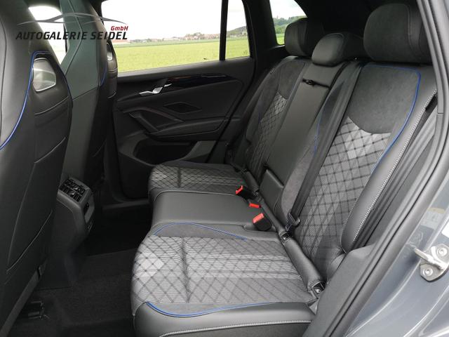 Volkswagen Tiguan 2.0 TDI 110 kW R-Line DSG Head Up Black 360 AHK 