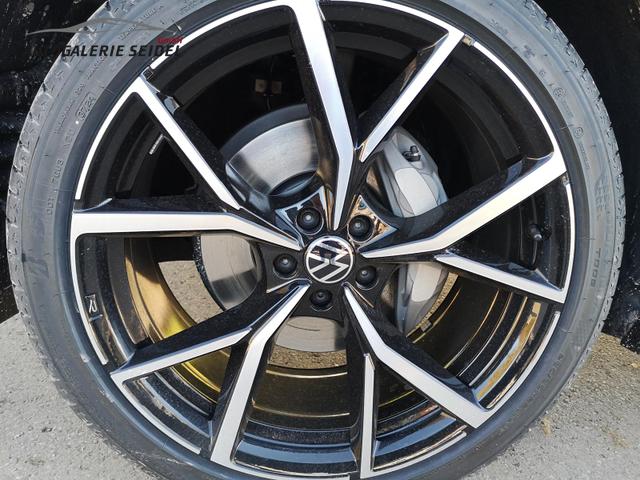 Volkswagen Touareg 3.0 TDI 210 kW 4Motion R-Line V6 UPE 113.880 € 