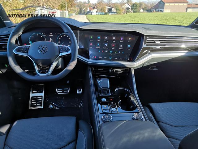 Volkswagen Touareg 3.0 TDI 210 kW 4Motion R-Line V6 UPE 113.880 € 