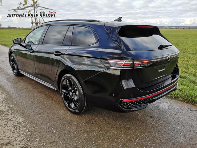 Volkswagen Passat Variant 2.0 TDI 142 kW 4Motion R-Line DSG Head Up AHK Navi 