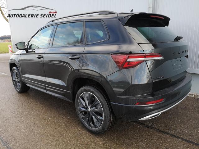 Skoda Karoq Sportline 1.5TSI DSG AHK Matrix ACC Navi Sound Totwinkel 