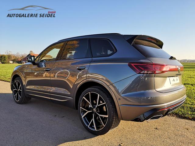 Volkswagen Touareg 3.0 TDI 210 kW 4Motion R-Line V6 UPE 113.880 € 