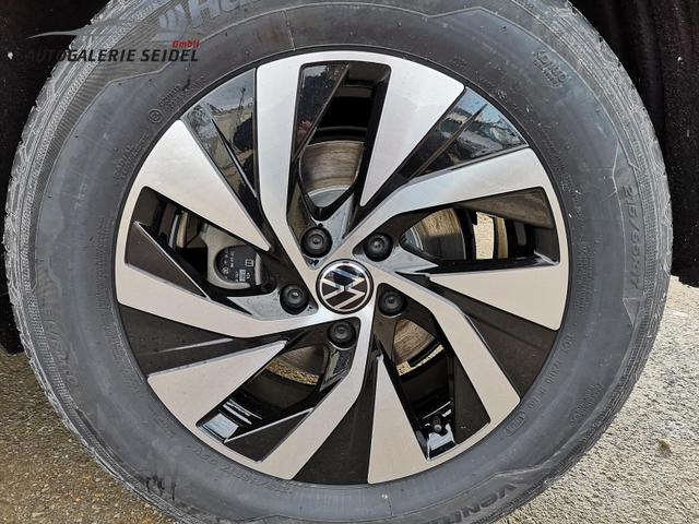 Volkswagen Tiguan 2.0 TDI 110 kW Life LED GV5 AHK ACC Navi 